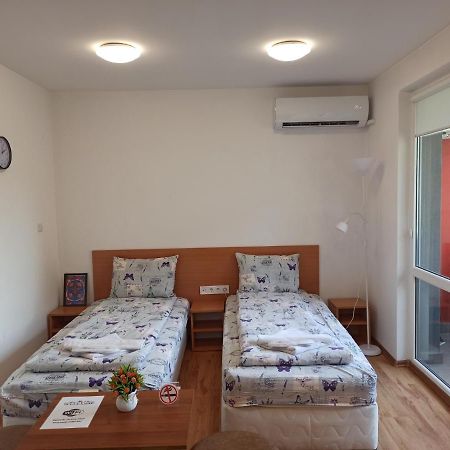 Gabrovo Relax Apartment Bagian luar foto