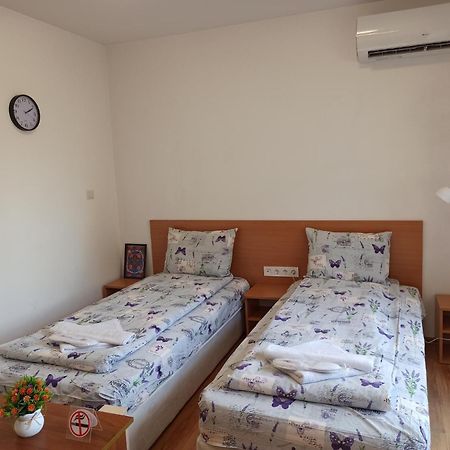 Gabrovo Relax Apartment Bagian luar foto