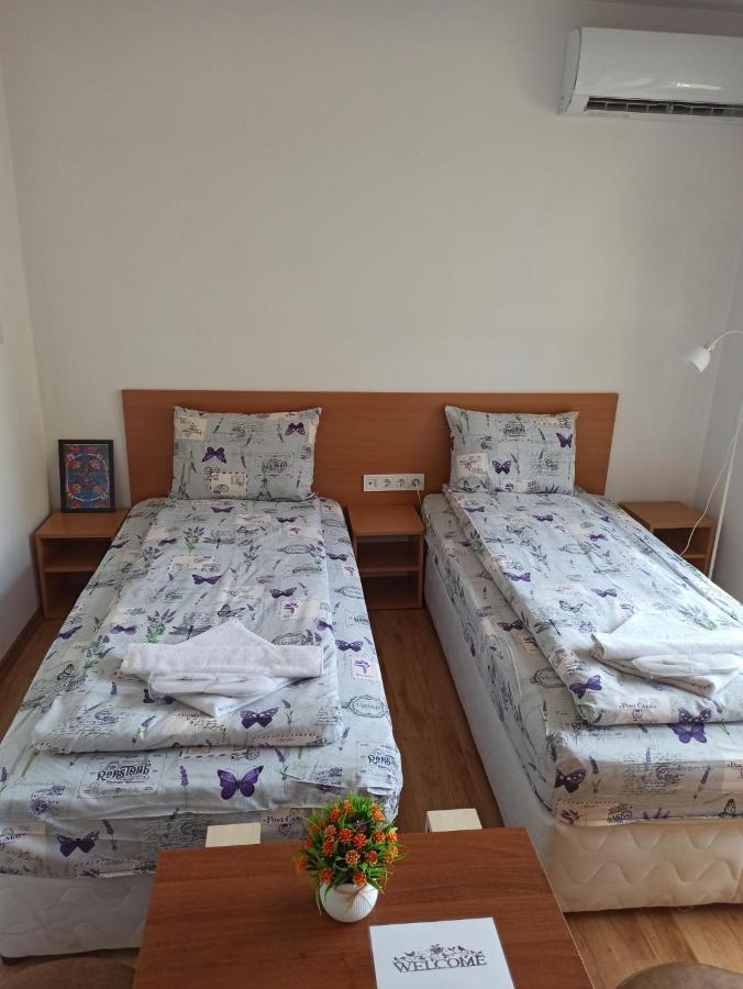 Gabrovo Relax Apartment Bagian luar foto