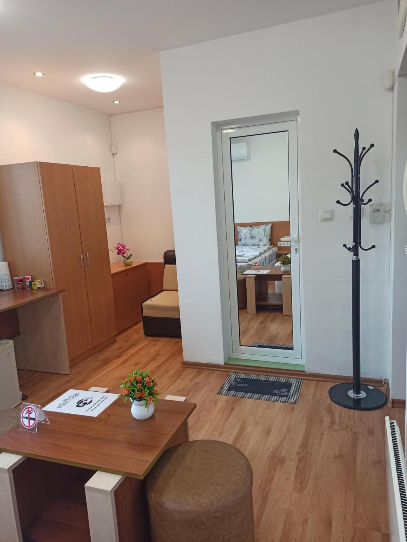Gabrovo Relax Apartment Bagian luar foto